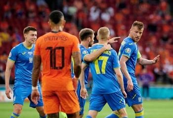 Cập nhật tỷ lệ bóng đá hôm nay và lịch thi đấu bóng đá ngoại hạng anh chi tiết kèm dự đoán và nhận định