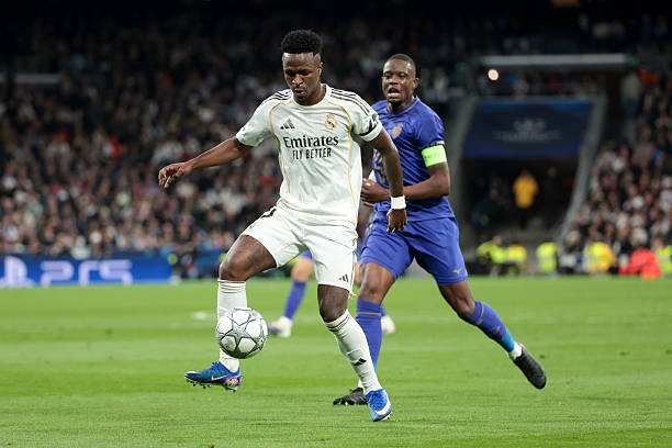 Nhận định và phân tích <a href=